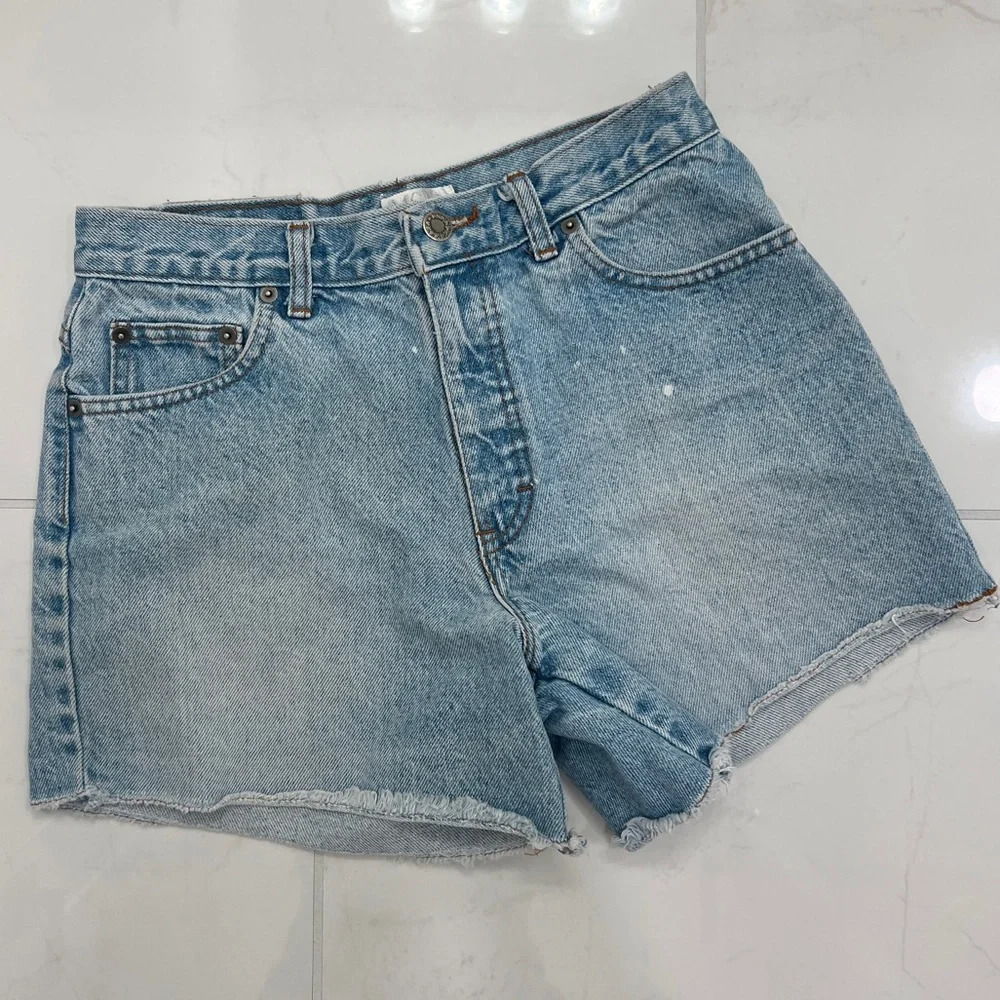 Women’s Vintage Denim Jeans High Rise Cut Off Light Wash Festival Shorts Size 4